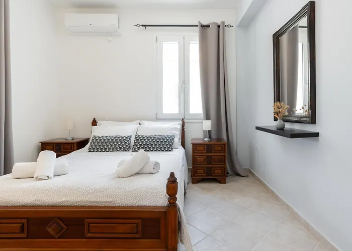 West Point House بيت للعطل Agia Thekli